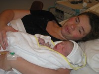 [29-11-2003] Eindelijk in de armen van mamma...