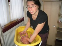[06-12-2003] Poedelen in badje...